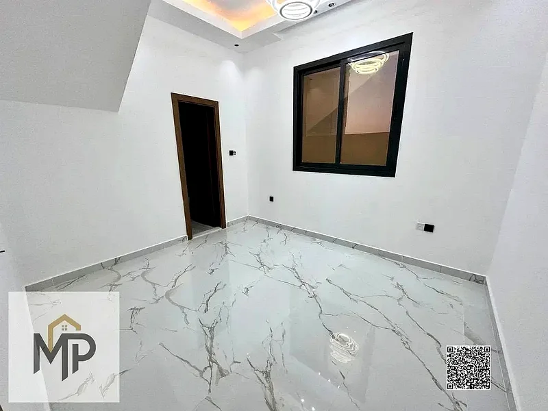 For sale - a luxury villa with a swimming pool in a prime location in Ajman, high-end finishing, modern design, including registration and owners63900396013826113