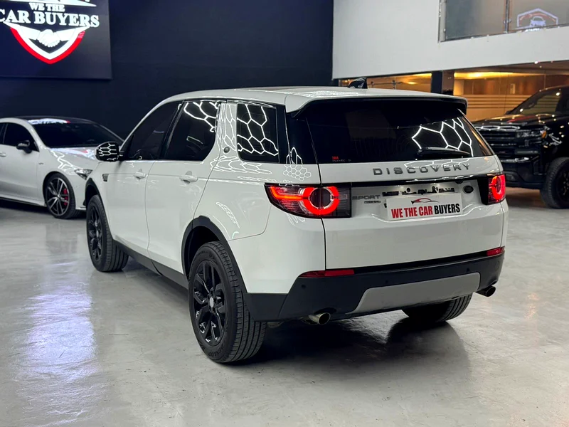 LAND ROVER DISCOVERY SPORT HSE 2017 107000 KMS GCC SPECIFICATIONS (WITH SERVICE HISTORY) WELL MAINTAINED63482749549955114