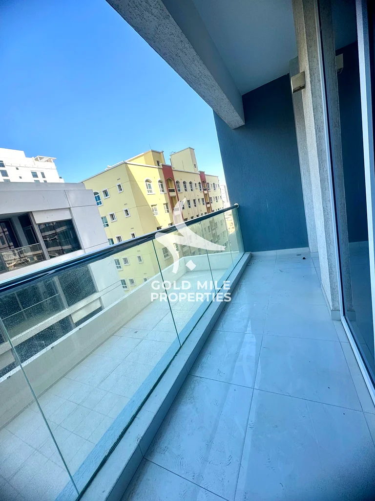 شقة فاخرة جدًا من غرفتي نوم || مبنى عائلي || طابق عالي63743978658049110