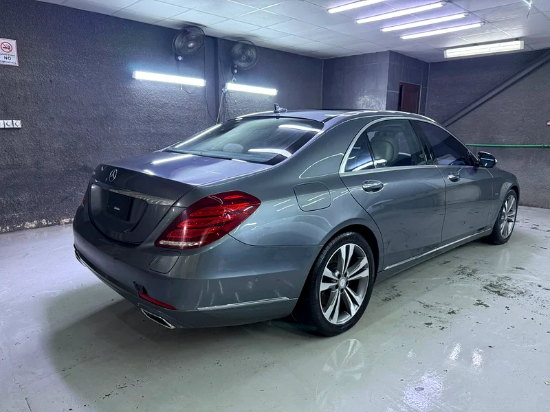 Mercedes Benz63488476588931113