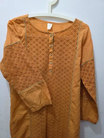 Preloved embroidered ladies shirt