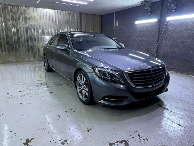 Mercedes Benz63488476588931112
