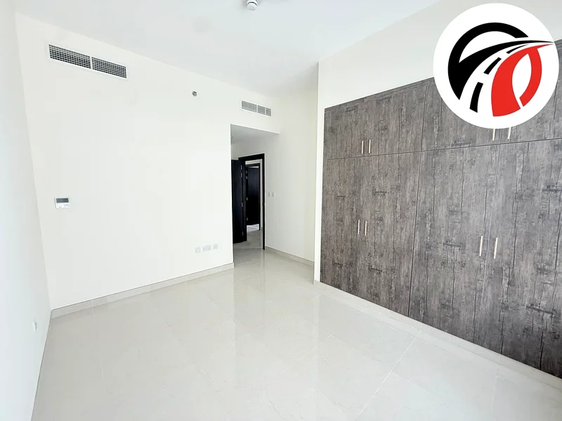 Luxurious Ready To Move /Close Kitchen//Chiller Fre //Close To Merto63804563217409113