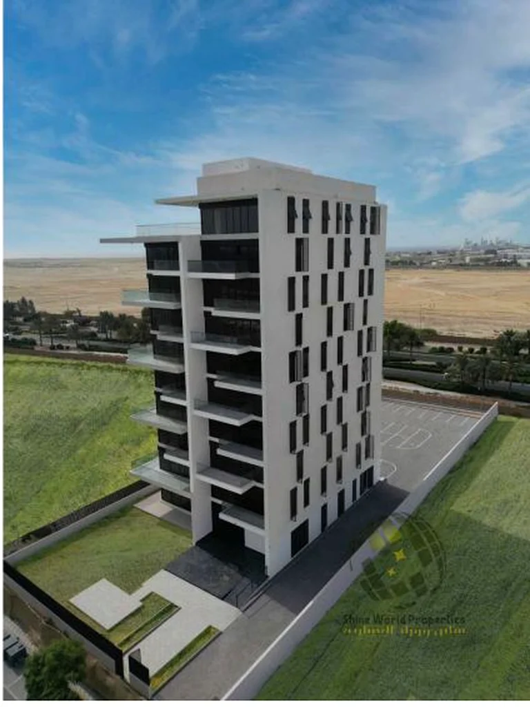 In the heart of an active and densely populated residential area63879537456769110