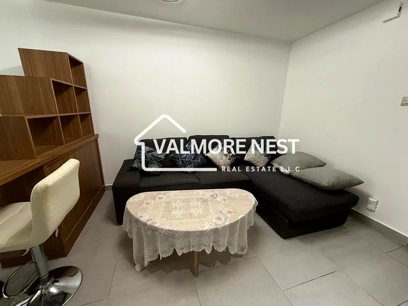 Best location | Vacant | Big Studio63787921595265112