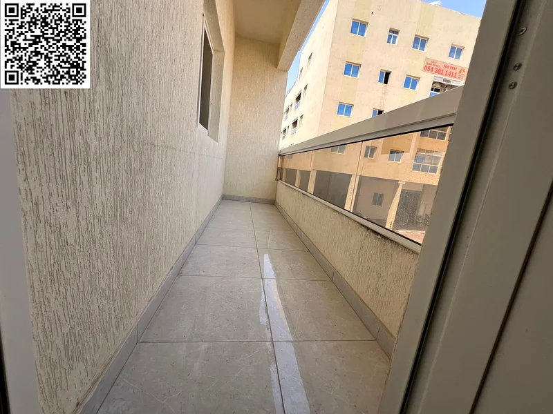 للإيجار السنوي: شقة من غرفة نوم واحدة، للمستأجر الأول، واسعة، بخزائن مدمجة، بشرفة، حمامان، تشطيبات عصرية، قريبة من الخدمات، سهولة الوصول إلى الشارقة ودبي63712780355714110