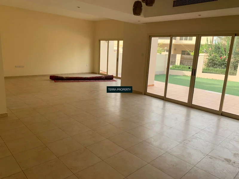 Great Deal | Spacious 3BR Townhouse | Pool Access Included63814264919170111
