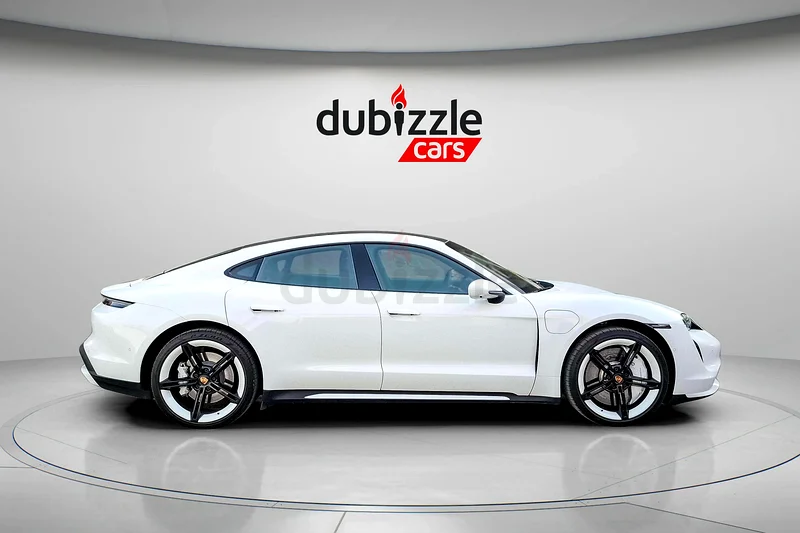 AED 4376/month | 2020 Porsche Taycan Turbo | GCC Specs | Ref#35550263482466375426113