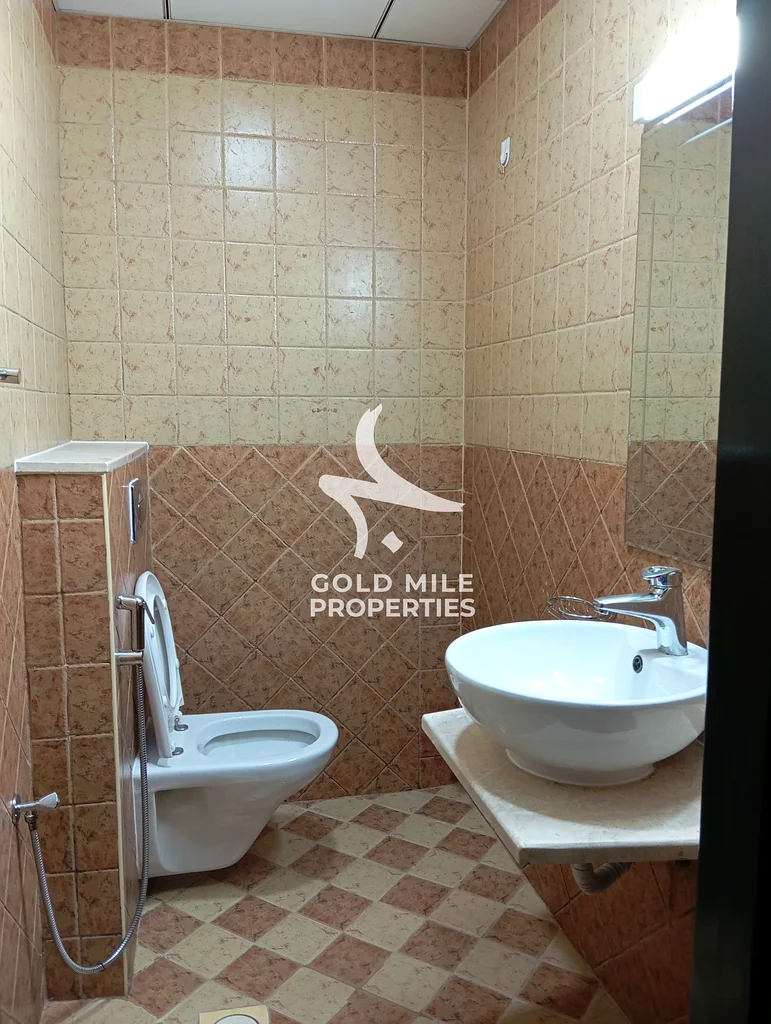 شقة واسعة من غرفة نوم واحدة بتصميم أنيق - بالقرب من وزارة التعليم - سكن عائلي63743888365314114