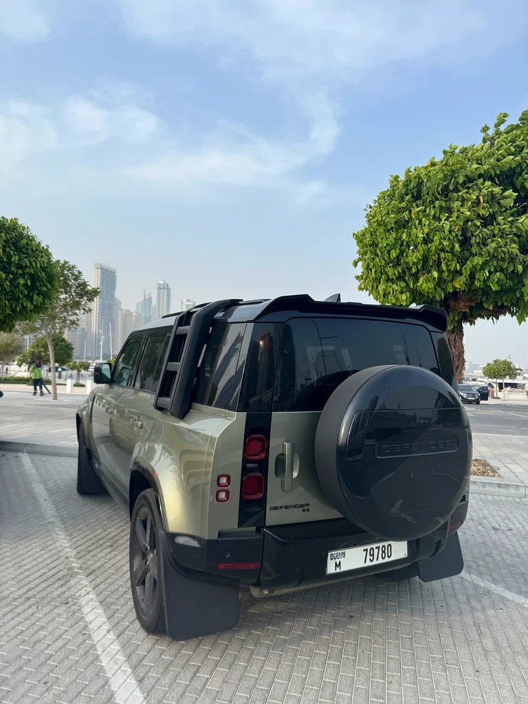 Land Rover Defender 110 S 2020 – Low Mileage – Excellent Condition63482718726659113