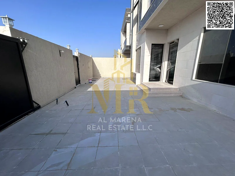 🏡 فيلا عائلية فاخرة للبيع في الهيليو 2 - عجمان 📍 4 غرف نوم رئيسية + غرفة خادمة | مجلس وصالة | مساحة الأرض 3014 قدم مربع | السعر 1,420,000 درهم63894082601090112