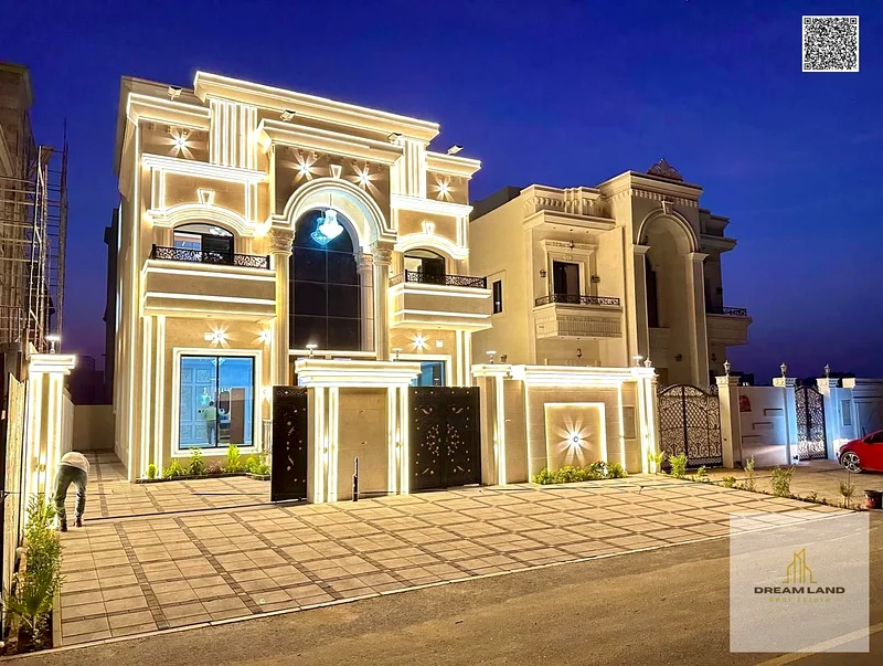 A villa directly from the owner, with personal finishing, on a main street, close to all services. Freehold for all nationalities and without a down p63900077424643111