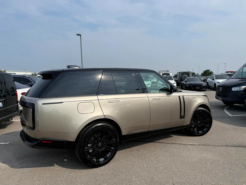 RANGE ROVER P53063488875672706114