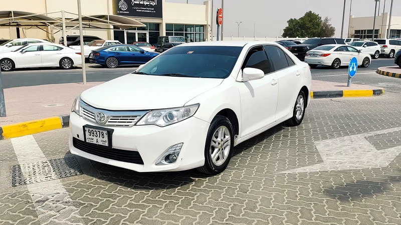 TOYOTA CAMRY 2015 GCC FULL AUTOMATIC FULL OPTION PERSONAL DRIVING VERY CLEAN CAR63484632062850113