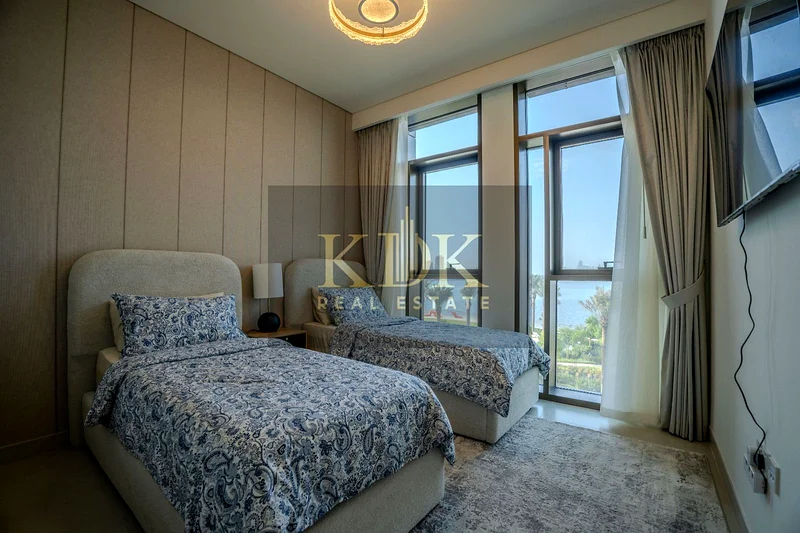 Community View | Prime Location | Spacious Unit63761631130115110