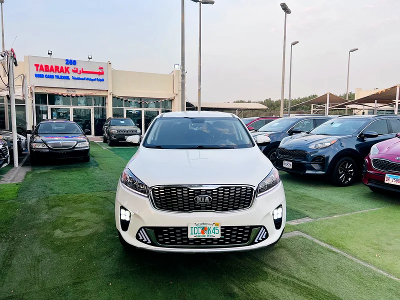 Kia sorento 2019 / Low mileage/Good condition car63482403808769111