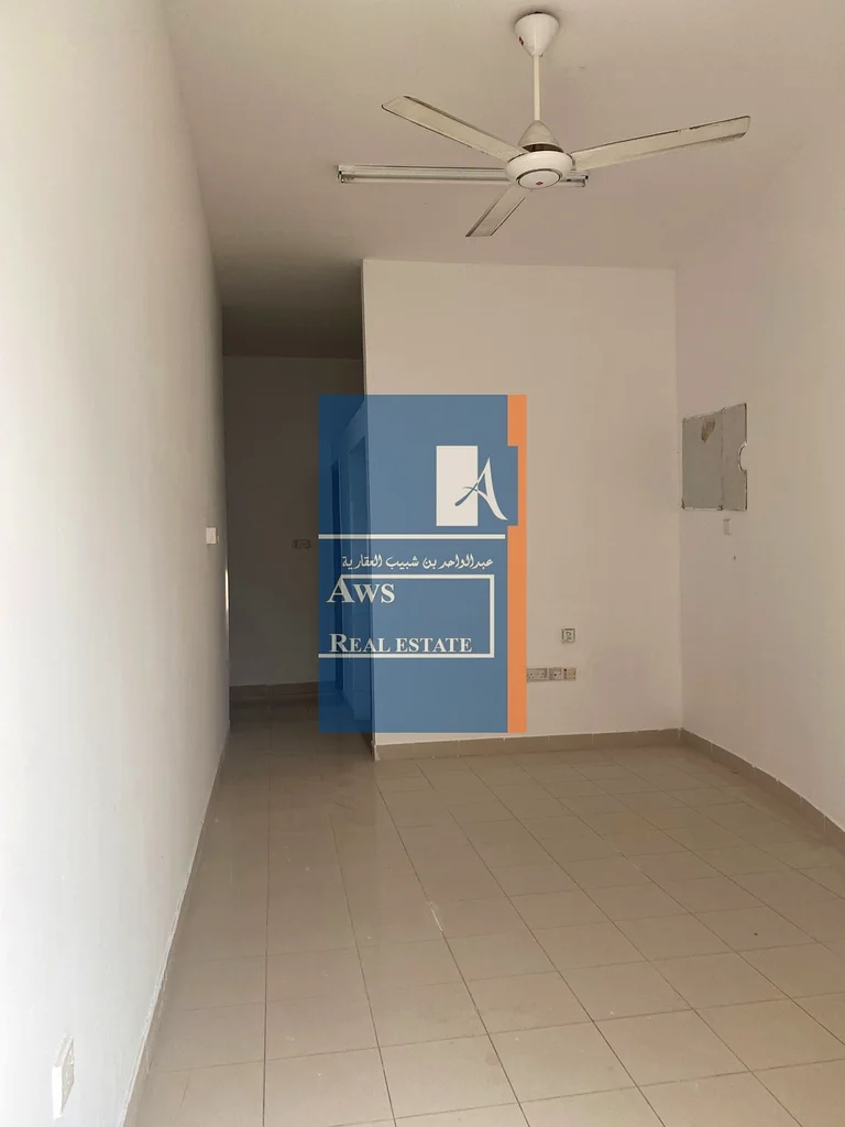 شقة للايجار في المروّر - ديرة، بالقرب من الاحتياجات اليومية الأساسية63737826823427113