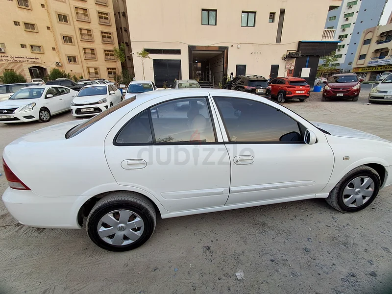 Good looking car in good condition with clear documents. Only serious buyers63484283686147112