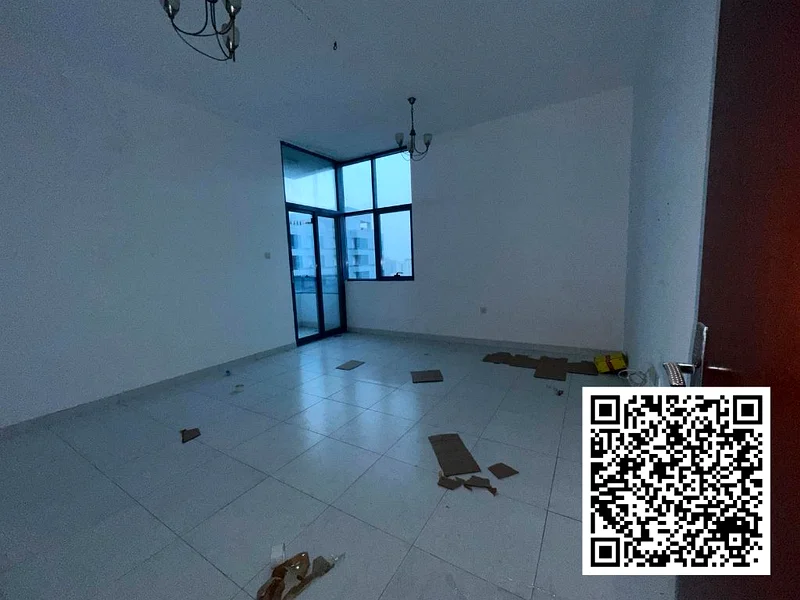 Huge 1-BHK for Sale | Prime Location | Only 340k |63885667332610112