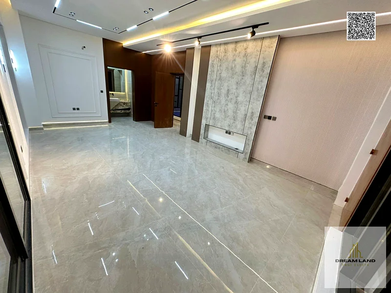 Seize the opportunity now to own a luxurious villa with a modern design and high-quality specifications in one of the most residential areas at a pric63899978859651113