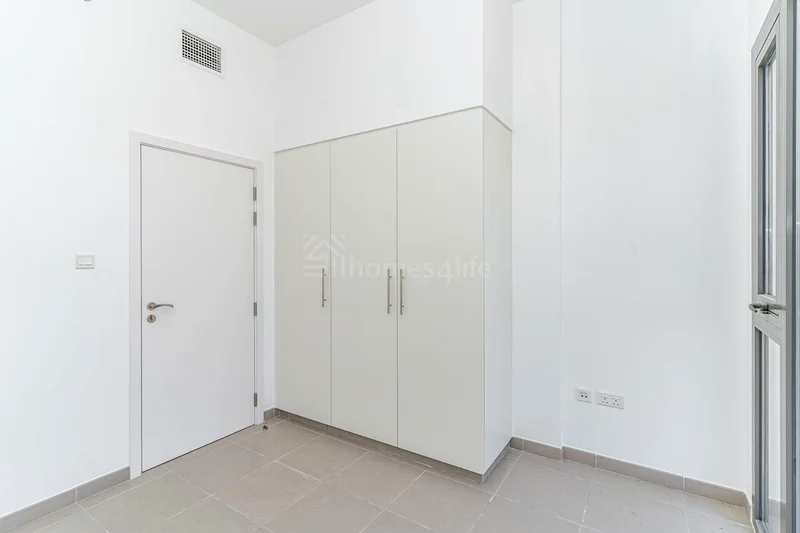WELL MAINTAINED | READY FOR MOVE IN | SPACIOUS63736994677890114