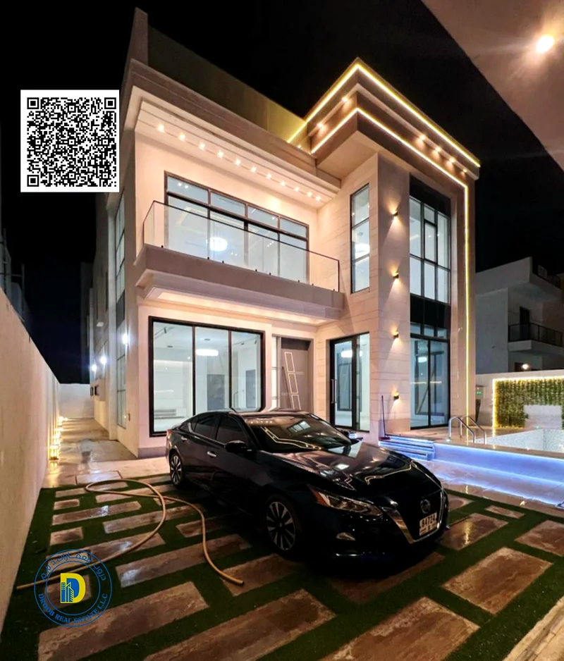For sale, a 6-room villa with a swimming pool and a rooftop with a sitting area. The price includes water, electricity and air conditioning.63912903917442110