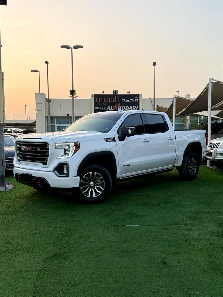 (2021) GMC AT4 //SIERRA//خيار كامل//أميال منخفضة// //حالة ممتازة//636137359584031113