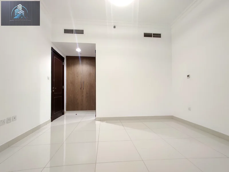 BIG SIZE SPACIOUS AND LUXURIOUS 1BHK WITH BALCONY WITH ALL AMENITIES AT PRIME LOCATION RENT ONLY 64K63731364834434114