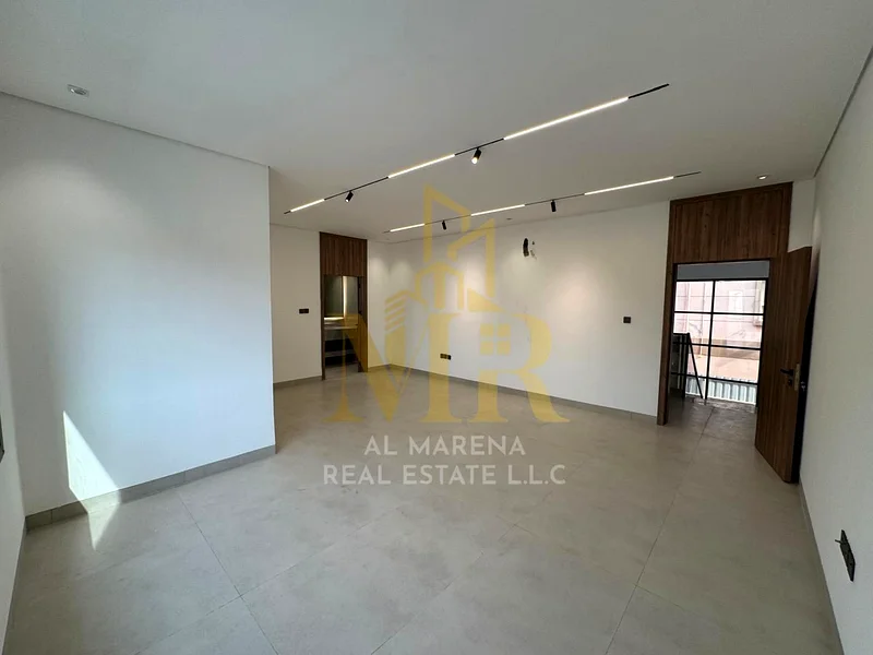 🏡 For Sale – Luxury Villa in Al Rawda 1 – Ajman | 2 Floors | 5 Master Bedrooms | Elegant Majlis | 2 Spacious Living Rooms | Modern Kitchen of Your Ch63874051383811113