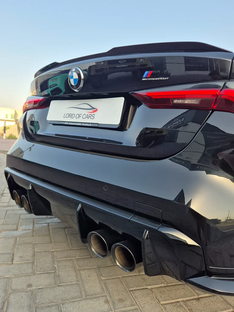 M4 LIKE NEW LOW MILAGE WARRANTY  SERVICE CONTRACT TILL 100,000 KILOMETRES63484819830402112