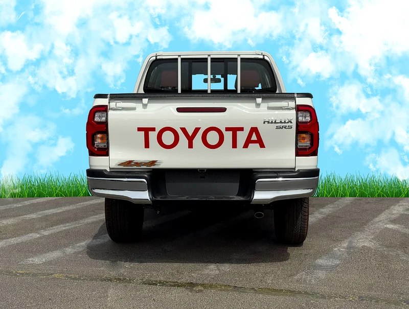 TOYOTA HILUX 2.7L 2025 GCC PUSH START63488078878211114