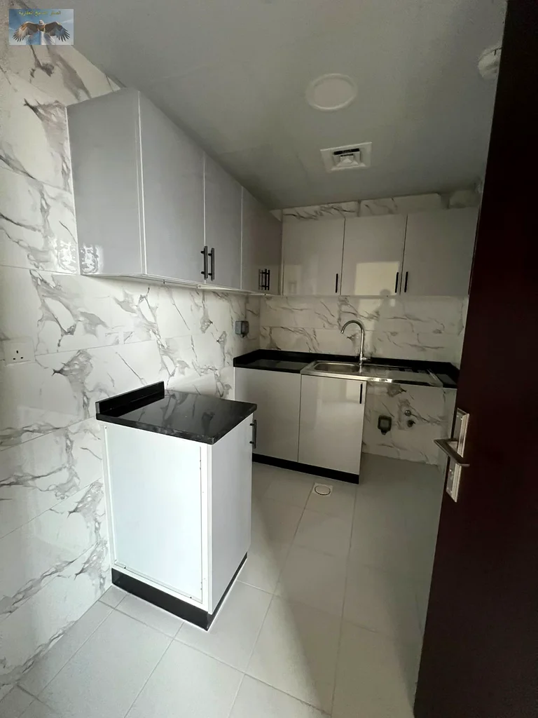 New apartment for annual rent in Al-Jarf, one room and a hall, first inhabitant, with modern finishing, quiet residential location close to all servic63713232350337113