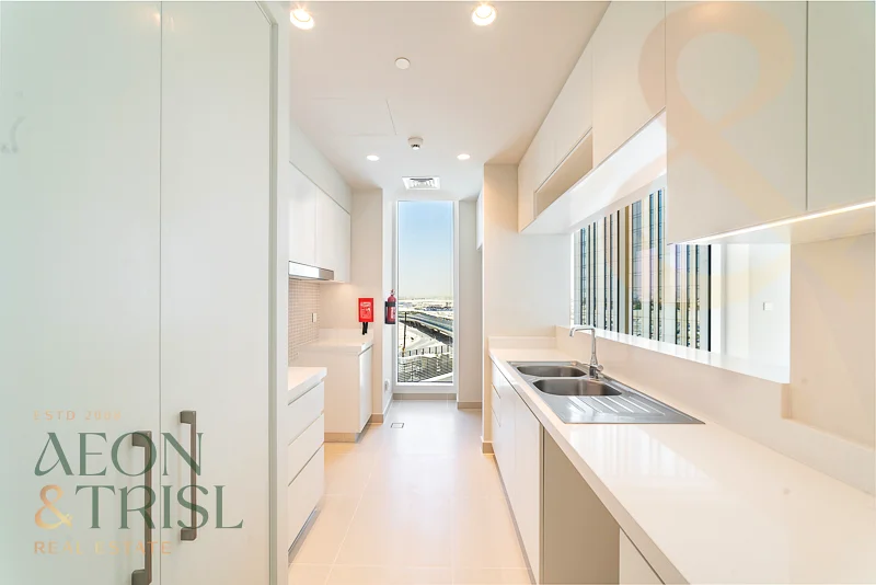 Rented | Pool and Park View | High Floor64026746685571113
