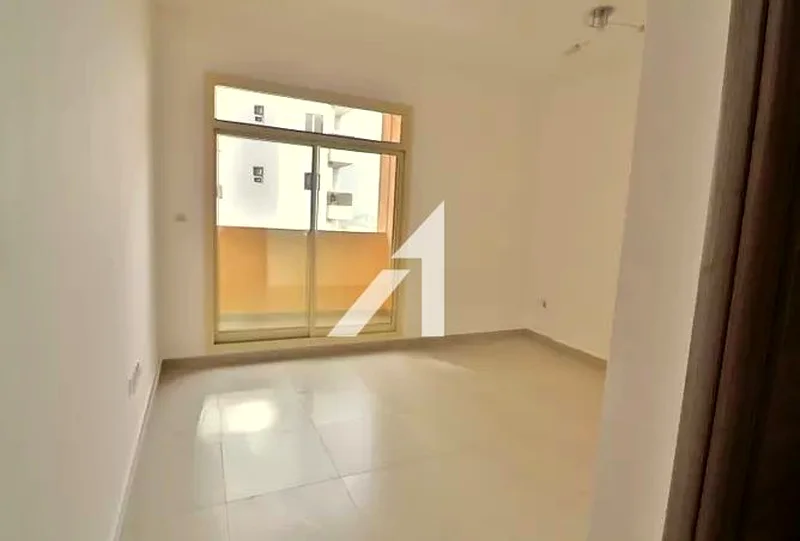 Available on 22-Sep | 1BHK Huge Space With Balcony63746698944259114