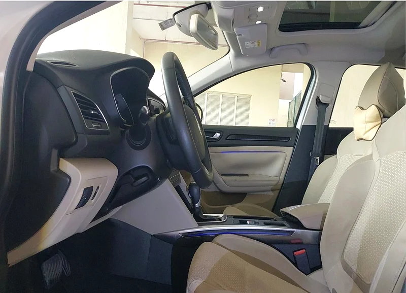 RENAULT MEGANE 2018 GCC, FULL OPTION TOP OF THE LINE, ACCIDENT FREE, ORIGINAL PAINT, 2 KEYS63491047720707113