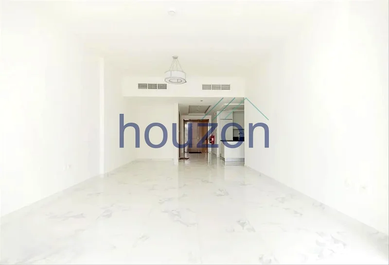 Spacious + Bright 2BR | Vacant | Prime Location63794403290754110