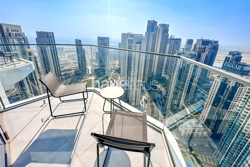 فاخرة | إطلالة على البرج والمنتزه والمياه | مفروشة63761733443073114