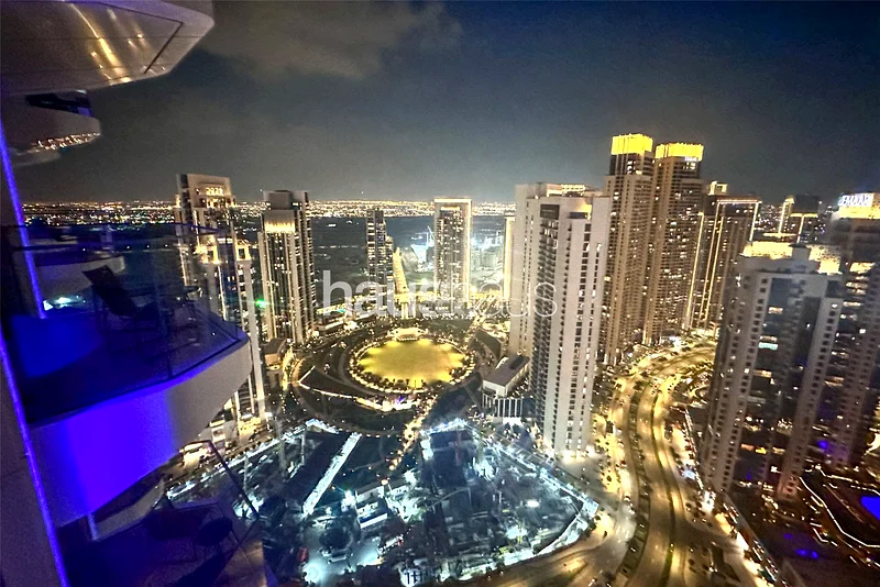فاخرة | إطلالة على البرج والمنتزه والمياه | مفروشة63761733443073112