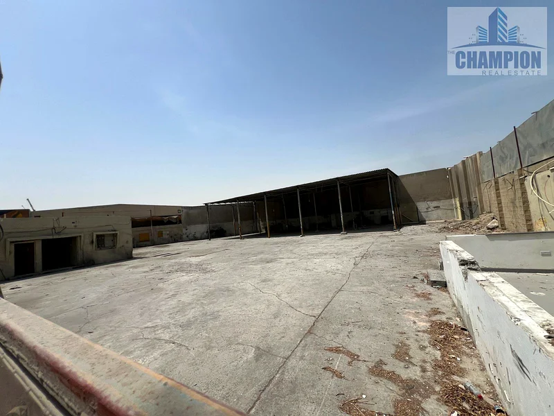 Multi Purpose Commercial Space | Car Garage | Service Station | Parking63681015852674113