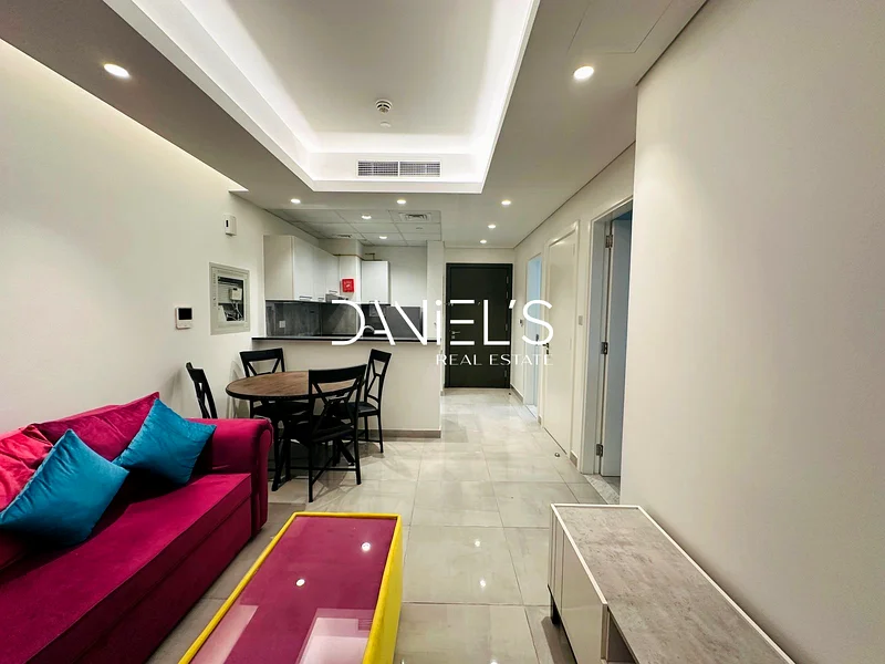 Negotiable | Prime Location | Tenanted63973859366658111