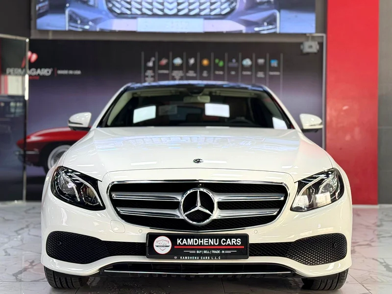 EMI 2600 | Mercedes-Benz E200 Premium | 2018 | GCC Specs | 81,000 KM Original Paint | UNDER WARRANTY63488379777409112