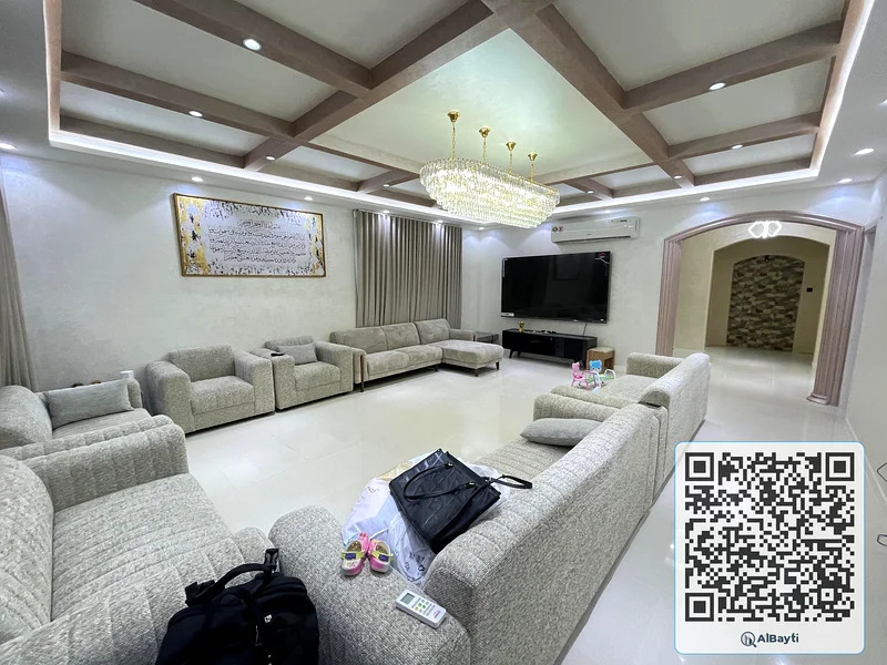Awesome Villa Available For Sale63878915844609112