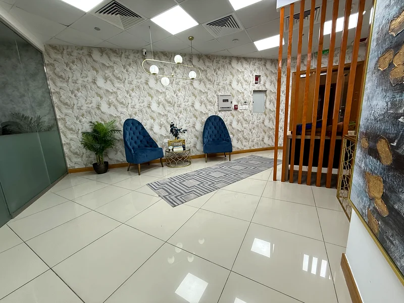 Breath-Taking Pool View || Fully Furnished Office || Biglayout63823788008323112