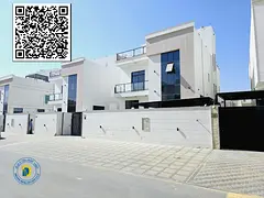 For sale, a villa with 6 rooms, a roof, and a courtyard with a sitting area, a large plot of land in