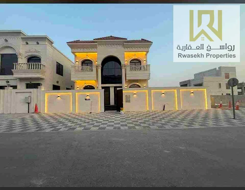 Corner | Close to services and Masjed | Free Hold | Privete Swimmimg pool63914319097473112