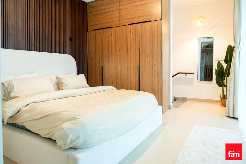 FURNISHED | PRIME LOCATION | MODERN DESIGN64026244515459111