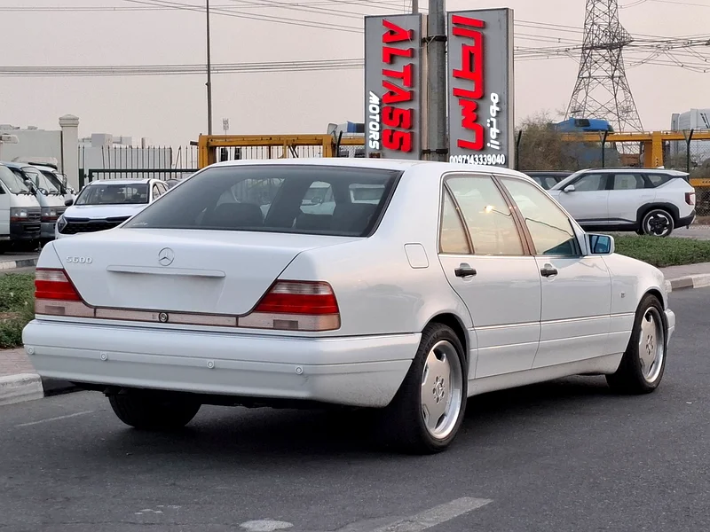 Mercedes-Benz S60063488677773058114