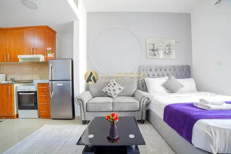 Community View | Prime Location | Spacious Unit64031693155969111
