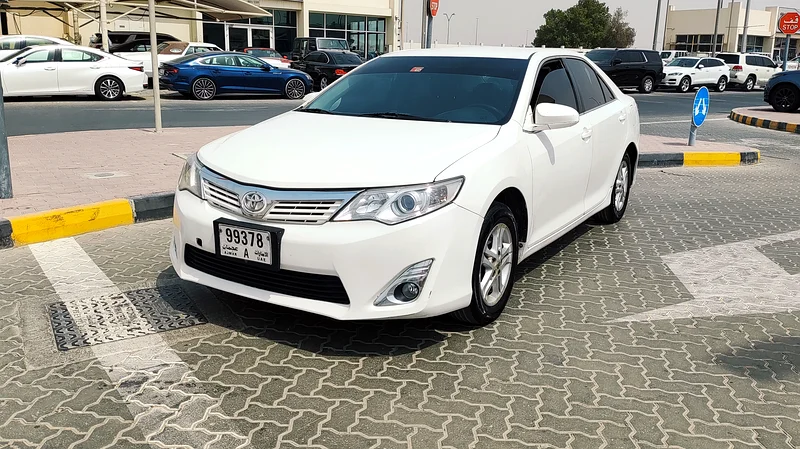 TOYOTA CAMRY 2015 GCC FULL AUTOMATIC FULL OPTION PERSONAL DRIVING VERY CLEAN CAR63484632062850112