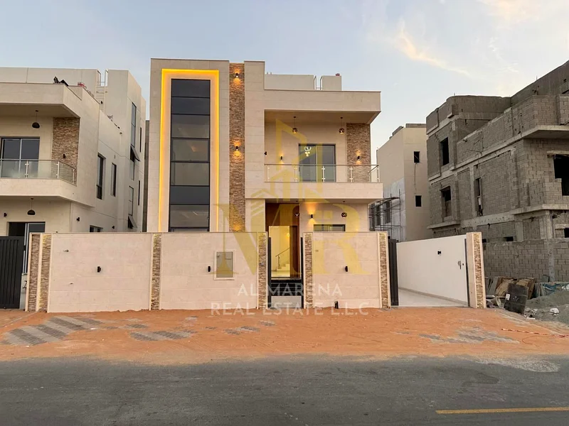 🏡 للبيع – فيلا أنيقة في الباهية، عجمان | طابقين + سطح | 4 غرف نوم رئيسية | مجلس | غرفة معيشة واسعة | مطبخ حديث | شامل الكل63881481278337112